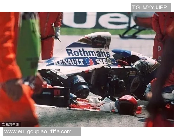 巴西足球队悲剧性飞机坠毁事件回顾及影响分析 巴西足球队悲剧性飞机坠毁事件回顾及影响分析